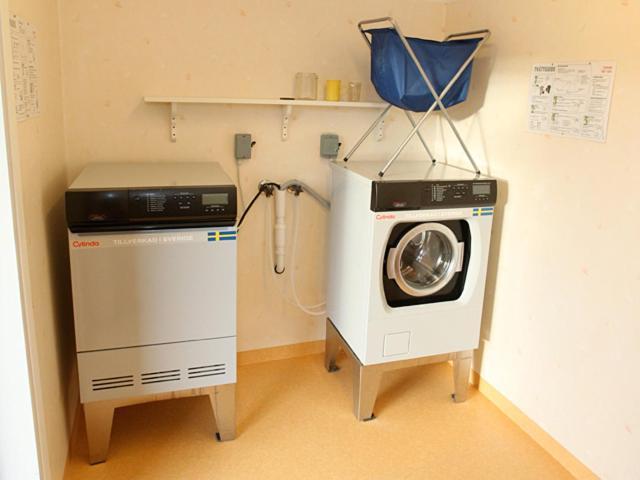 Appartement Lullens Stugby - Laegenhetshuset 6-9 à Bruksvallarna Extérieur photo